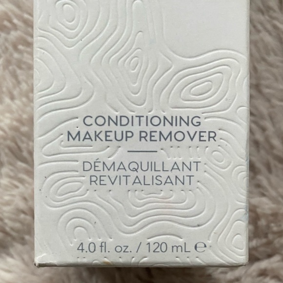 USANA Celavive Conditioning Makeup Remover NWT - Picture 3 of 3